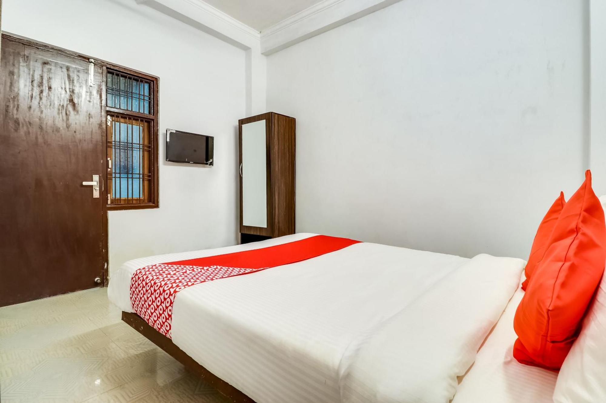 Hotel O The Velvet Chinhat Tiraha Buitenkant foto